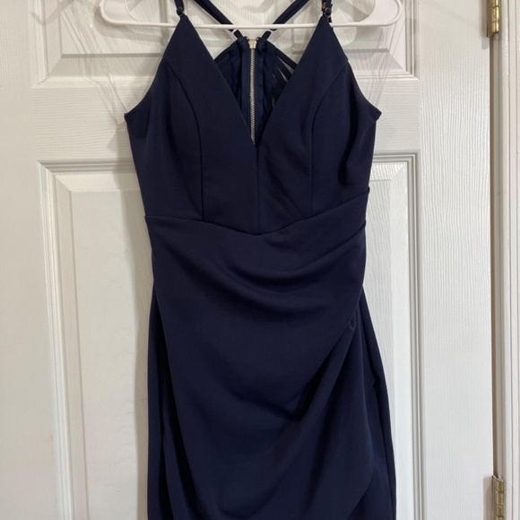 Honey & Rosie: MEDIUM V-Neck Mesh Cage Back Pleated Dress - Picture 5 of 5